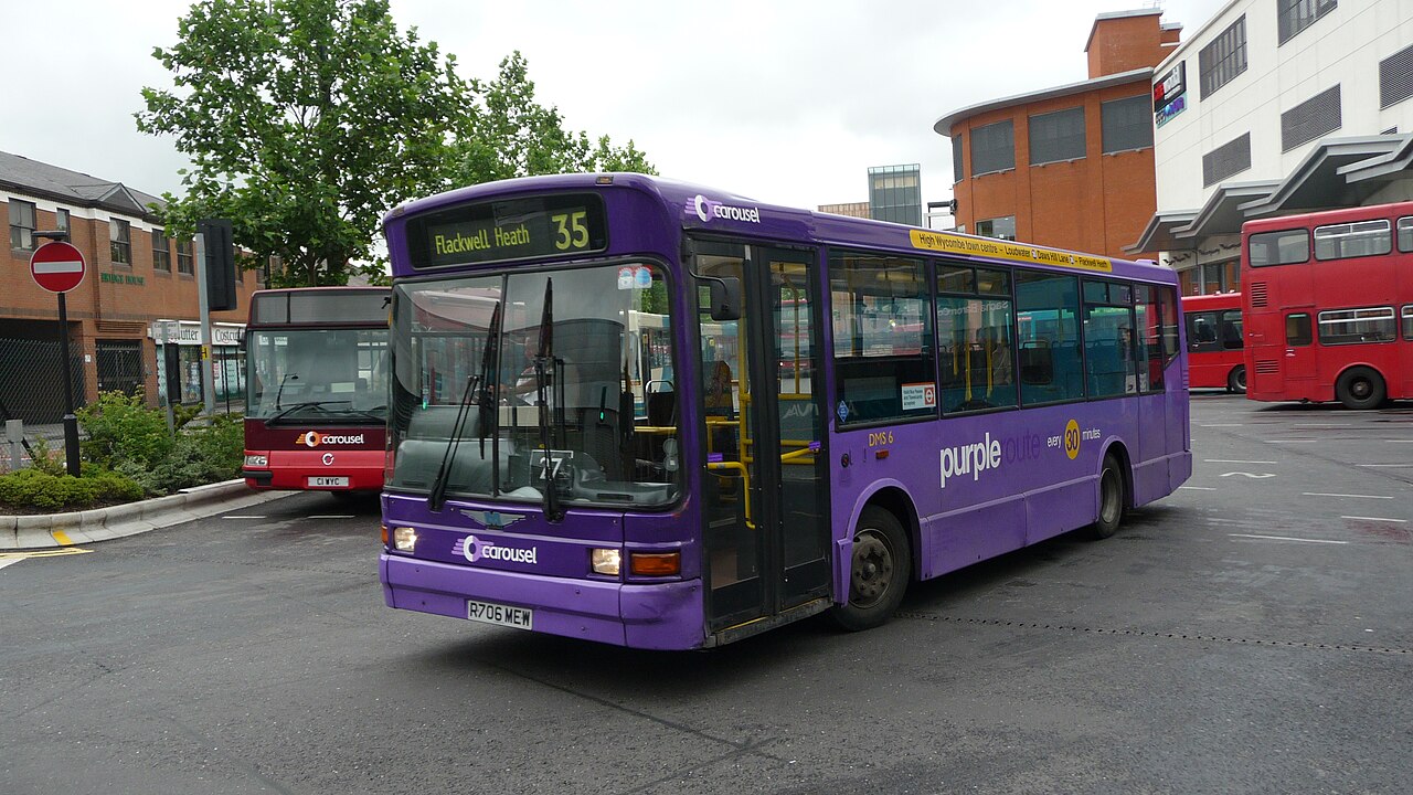 A Dennis Dart SLF carrying a Marshall Capital body, High Wycombe — the bus-bodying side of the Cambridge works, which closed in 2002.