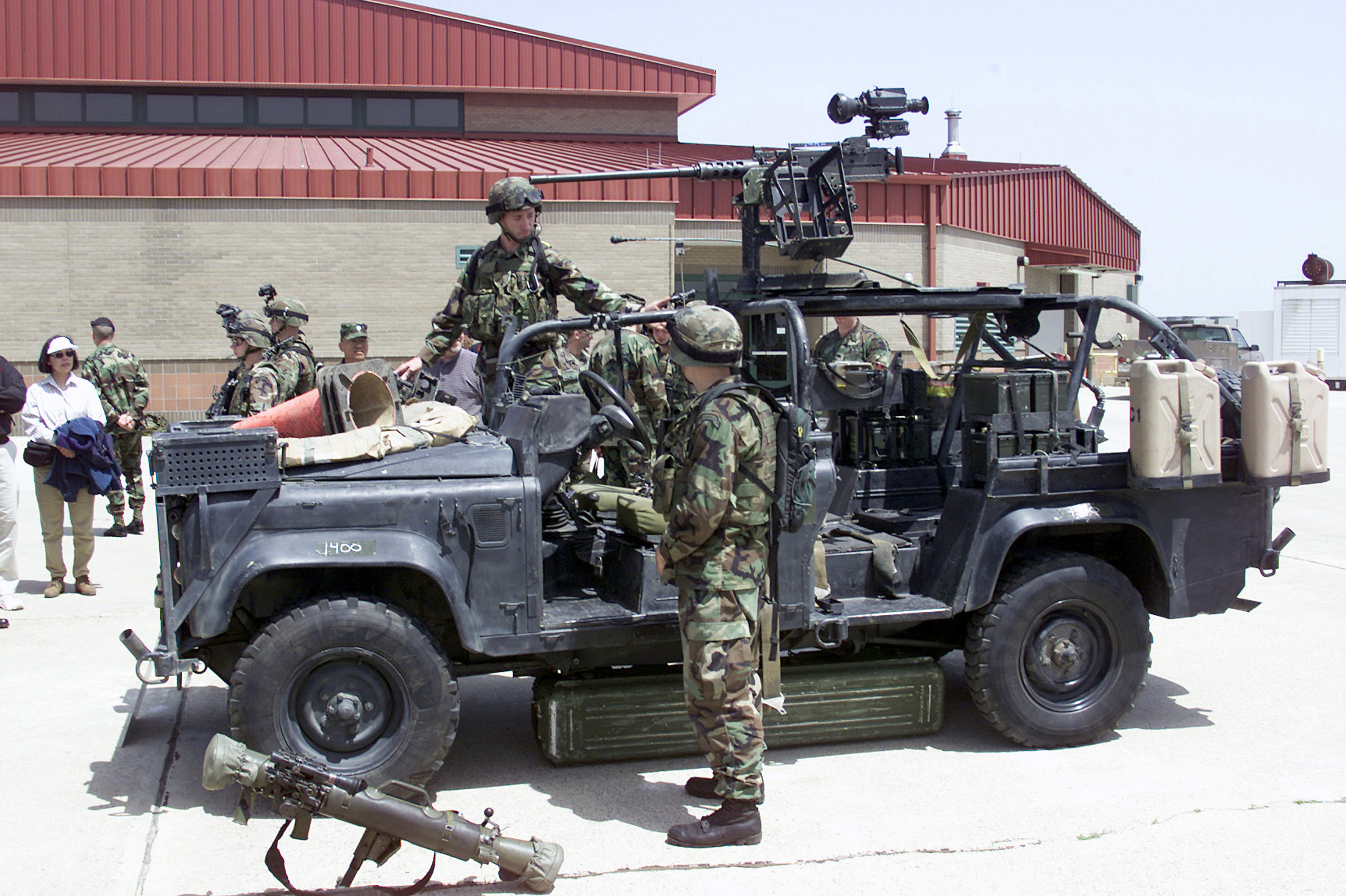 A production Ranger Special Operations Vehicle of the US 75th Ranger Regiment - the type developed from the 110 SOV programme - at the National War College, 2001